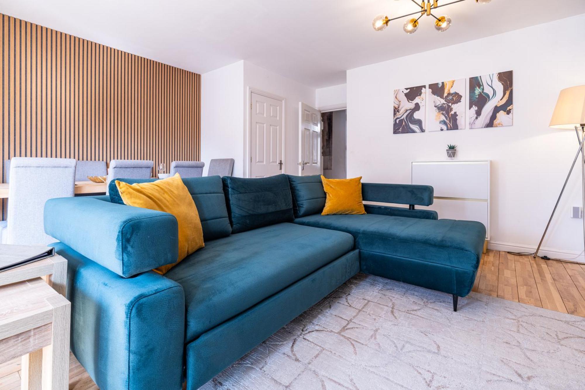 Modern And Spacious Home From Home 1 Mile From M1 - With Netflix, Prime Video, Ps5, Free Parking, Superfast Wifi, Bbq - Sleeps 11 - By Brightleap Apartments Milton Keynes Eksteriør billede